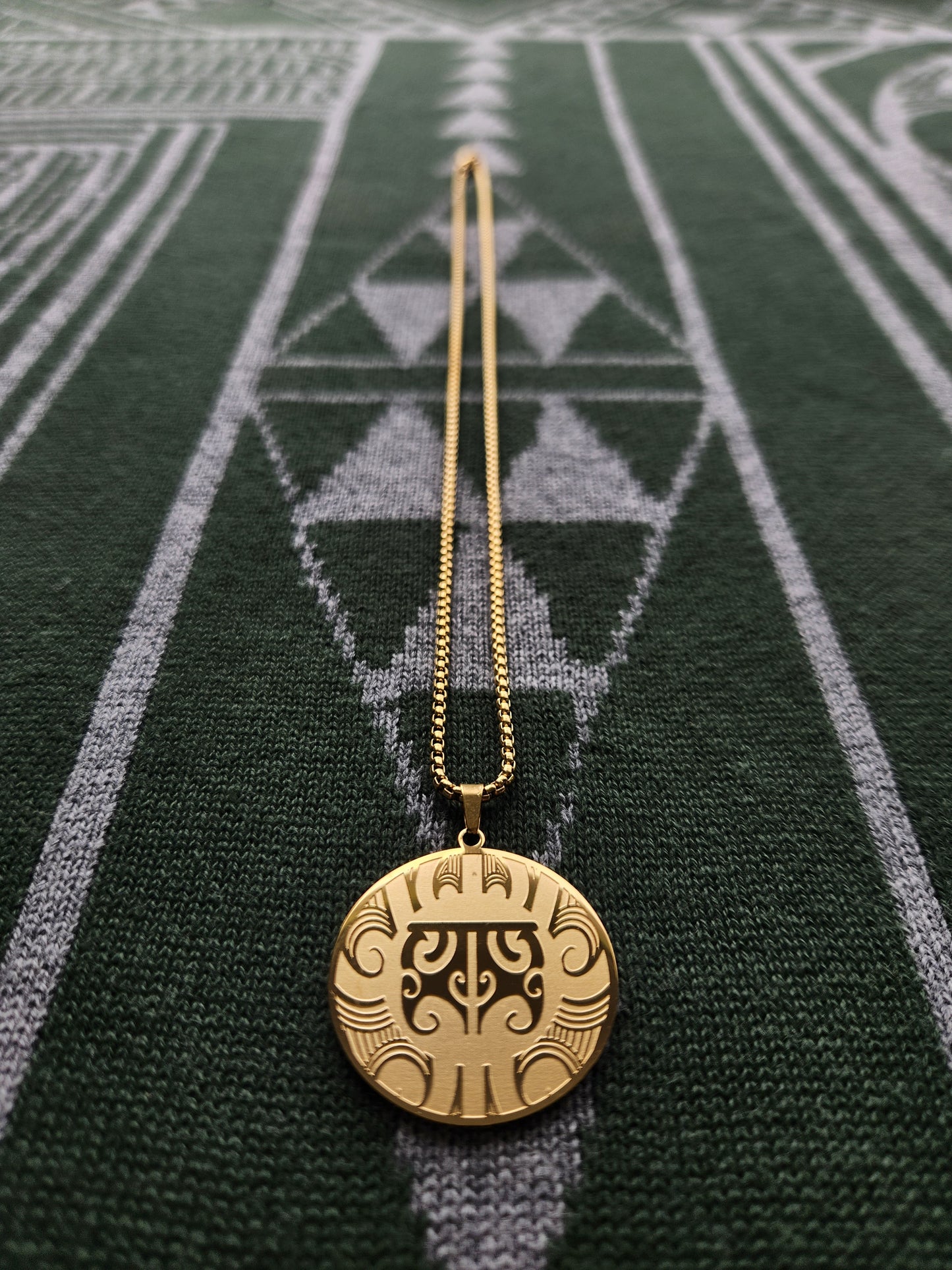 Moko Kauae Necklace (Gold)